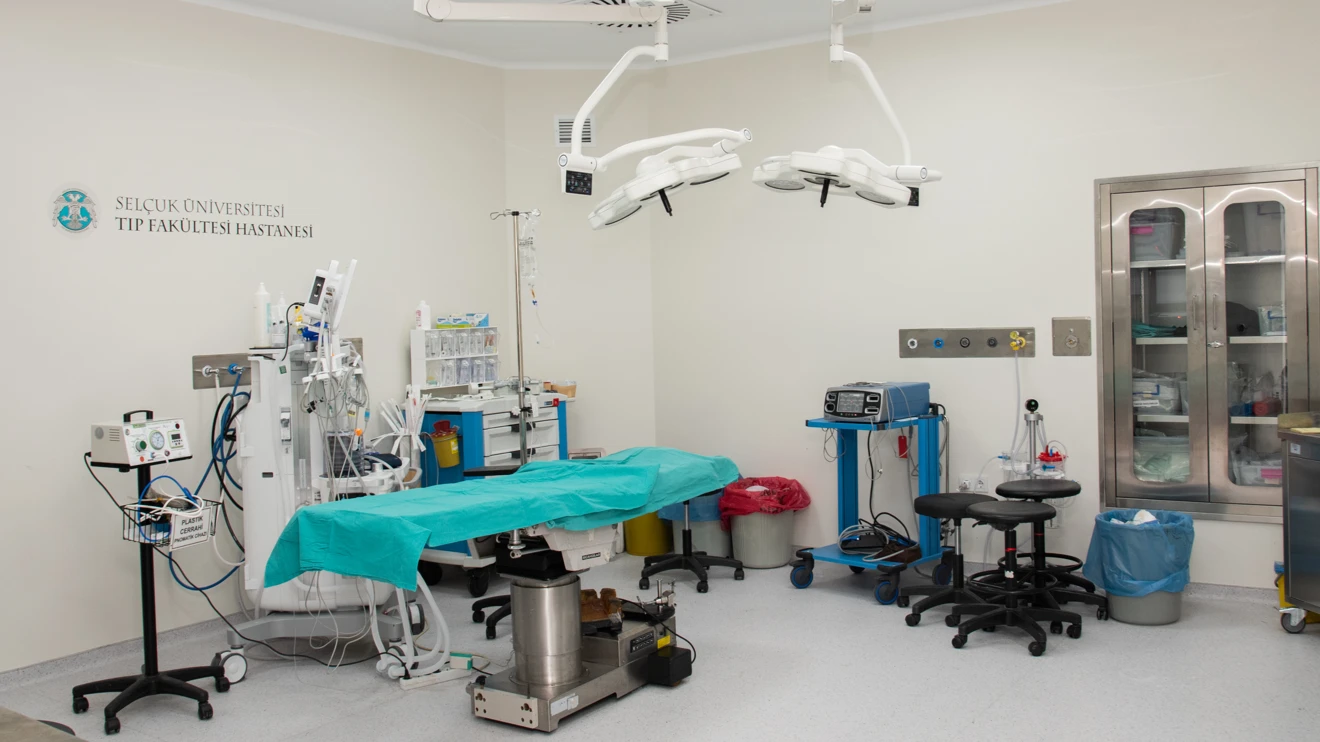 Selçuk Tıp’ın ameliyathane kapasitesi artırıldı